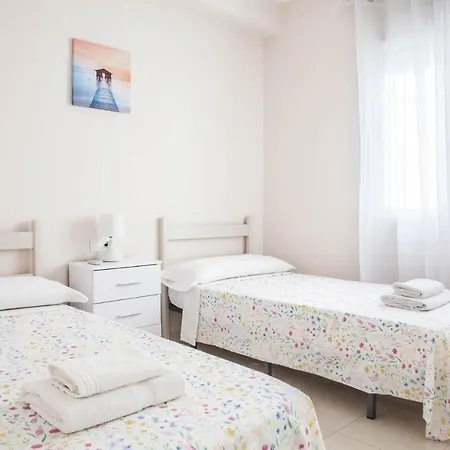 Entre El Centro Y La Mezquita Totalmente Climatizado Parking Gratuito * Córdoba