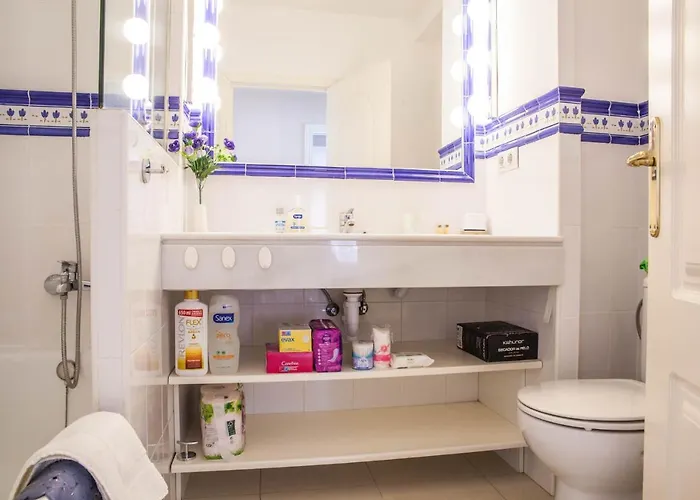 Entre El Centro Y La Mezquita Totalmente Climatizado Parking Gratuito *